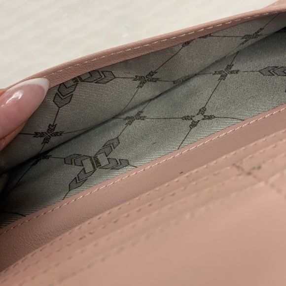 Aimee Kestenberg Marietta Wallet in pink - Picture 8 of 9